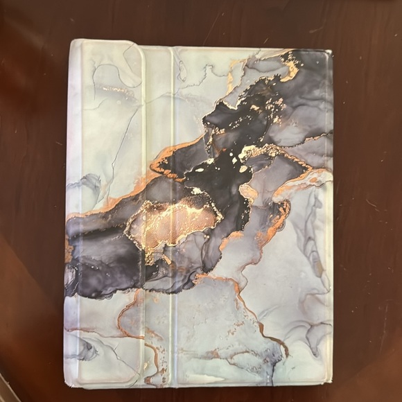 Keyboard Case iPad Soft Back Cover Magnetically Detachable Bluetooth Keyboard - Picture 8 of 11